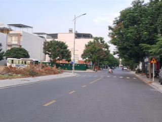 Lô đất 90m2  7,6 tỷ  tttp nha trang  mặt đường nhựa rộng 17m  sổ sách pháp lý chuẩn đất đô thị.