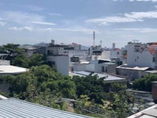Nhà tttp nha trang 6,5 tỷ  3 tầng 4pn3wc