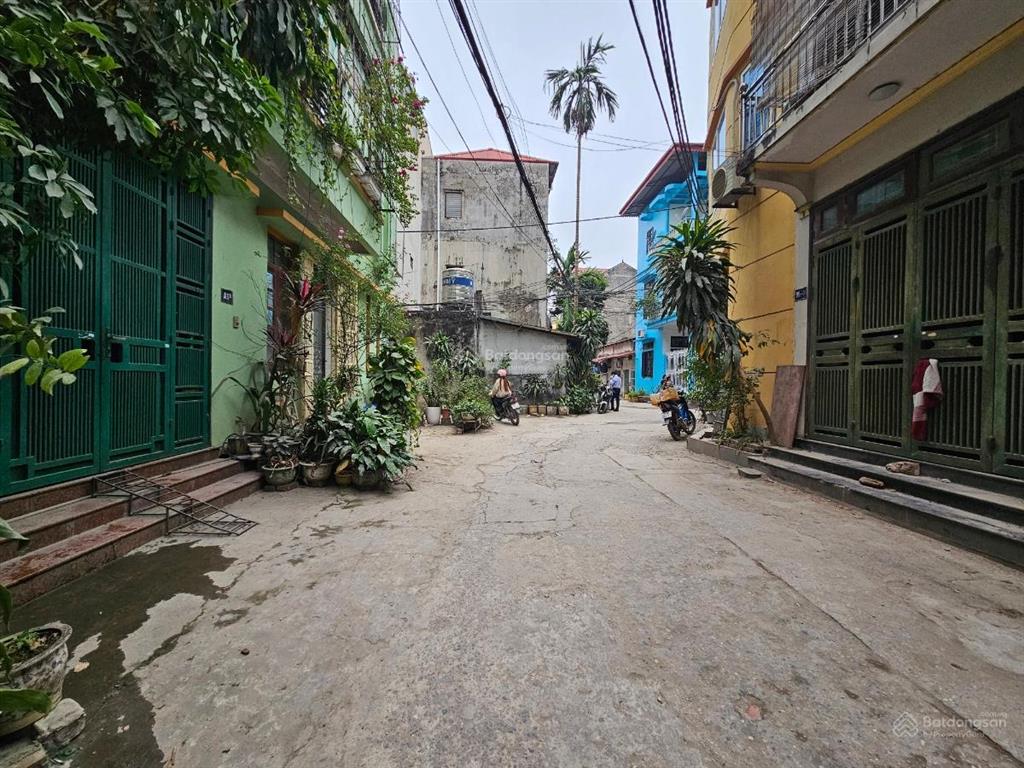 Bán đất ngô gia tự  ô tô đỗ trước cửa