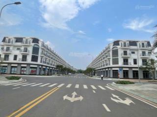 Chủ cần tiền, ra gấp lô 100m2 giá 2,4tỷ khu stc đối diện công viên. ra sân bay 5 phút. sổ sẵn