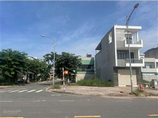Hàng siêu hiếm! lô 2mt sát chợ đại phước, dt 127m2 giá ngộp 2tỷ100tr  cách phà 2km, sổ riêng
