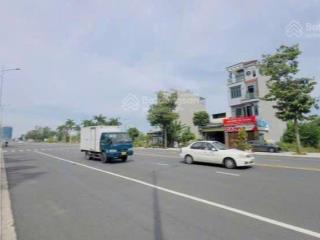 Hàng hiếm! duy nhất một lô 100m2 giá ngộp 2tỷ2 đối diện làng đại học ngay mt thống nhất  có sổ