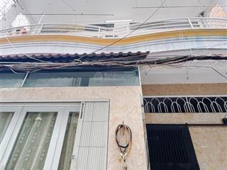 Quận 4  cạnh trường thpt nguyễn trãi đường xóm chiếu, gần đh luật, 49,3m2, trệt 2 lầu đúc. 5,3 tỷ