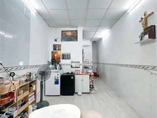 Bán nhà đối diện clb lan anh cmt8, p9, q3 29m 2 tầng chỉ 4.6 tỷ tl