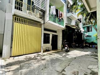Bán nhà huỳnh văn bánh p13 phú nhuận vị trí đẹp 28m2  2 tầng  hẻm 6m  giá 4.6tỷ