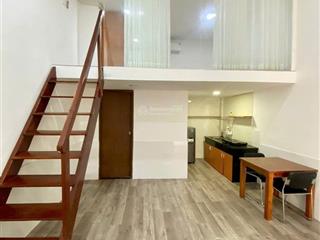 Duplex rộng 55m2, full nội thất, thoáng mát. tòa nhà thang máy ngay the manor. thuận tiện đi quận 1