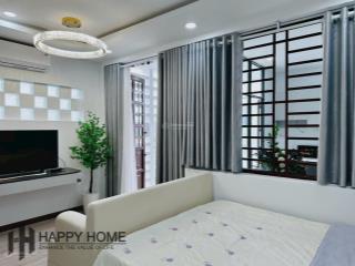 Căn hộ 2 phòng ngủ mới, full nội thất, thang máy. ngay ngã tư hàng xanh, đại học hutech, hồng bàng