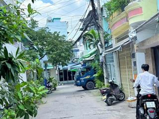 Bán nhà oto thông hẻm 135 nguyễn cửu vân  62m2  btct 2 tầng  20 triệu / tháng  ngay q1