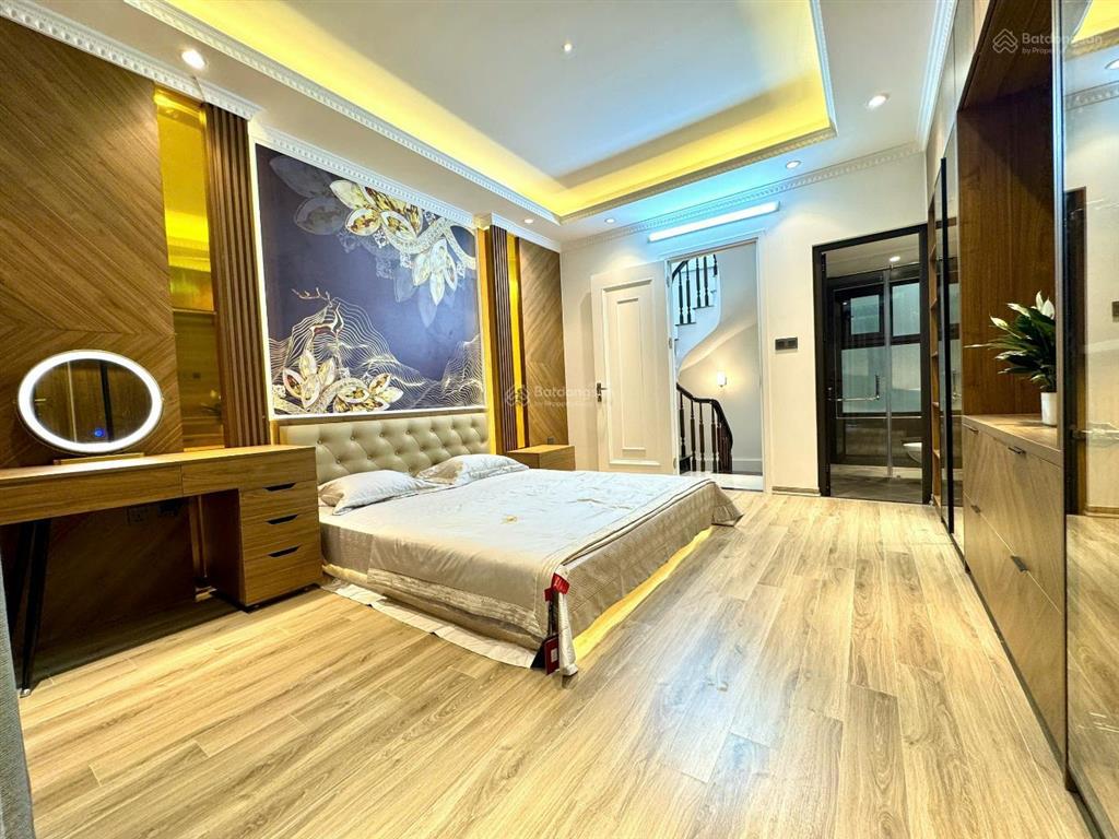 Bán nhà cổ nhuế, phạm văn đồng, công viên thực vật, oto, kinh doanh, mặt phố, 60m2, 5pn, 8 tỷ