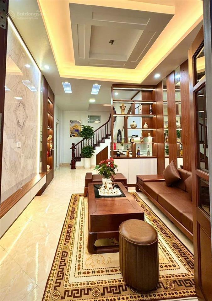 Bán nhà lê văn hiến, nguyễn đình tứ, học viện tài chính, 35m2, 5 tầng, 4pn, lô góc, ô tô, 5.5 tỷ