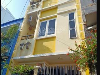 Nhà đẹp gần lotte  trung tâm quận 7  nhà ở ngay 3 tầng  4 x 9.15m  chỉ 4.x tỷ