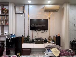 Bán nhà q7 kế phú mỹ hưng  đường phú thuận  5x14  3 tầng 4pn  hẻm rộng thoáng  hơn 7 tỷ