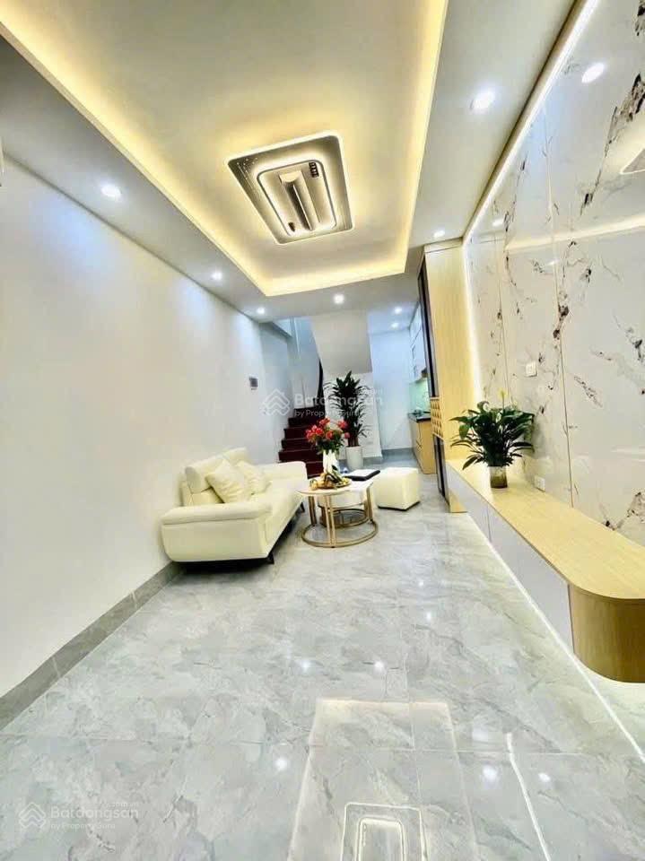 Bán nhà q7 full nt ở ngay  hẻm rộng thoáng, an ninh  dt 26m2  3.76 tỷ