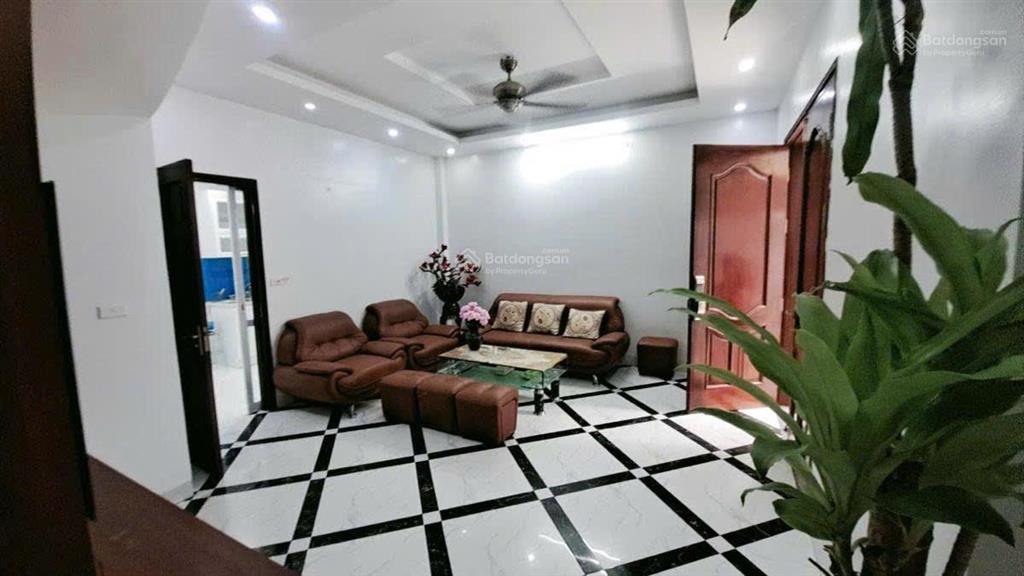 Bán nhà xuân la, nhà xây 5 tầng, đủ công năng, ngõ thoáng sáng, full nội thất hiện đại