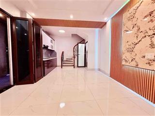 Bán gấp nhà xã đàn đống đa dt 30m2, mt 6.4m, 4 tầng 10m ra phố, hộ gia đình hoặc kd online