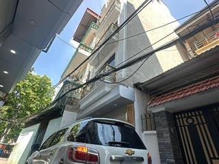 Lô góc cầu cốc 56m2, 6 tầng thang máy, ô tô đỗ cửa nhà đẹp ở ngay, giá chỉ 12.5 tỷ