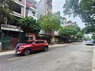 Nhà 7 tầng mặt phố hoàng công kiến hưng thang máy kinh doanh đỉnh. phố hiếm người bán