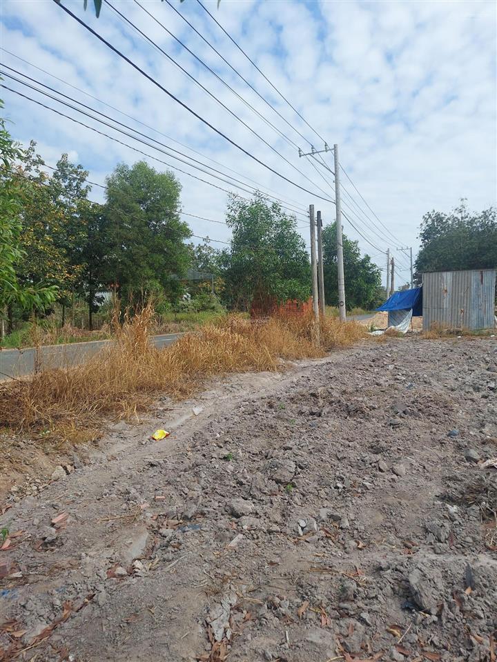 Chính chủ bán gấp lô đất mặt tiền chơn thành