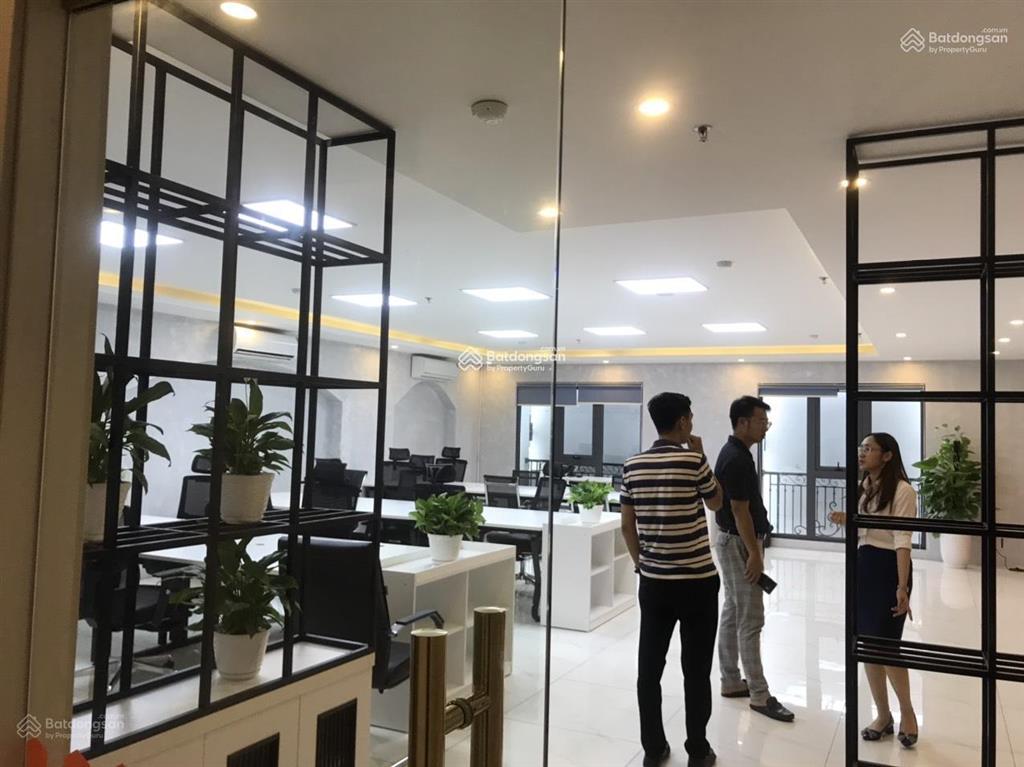 Cho thuê vp giá siêu hời tòa richy tower mạc thái tổ. dt 445m2 có thể chia nhỏ theo nhu cầu