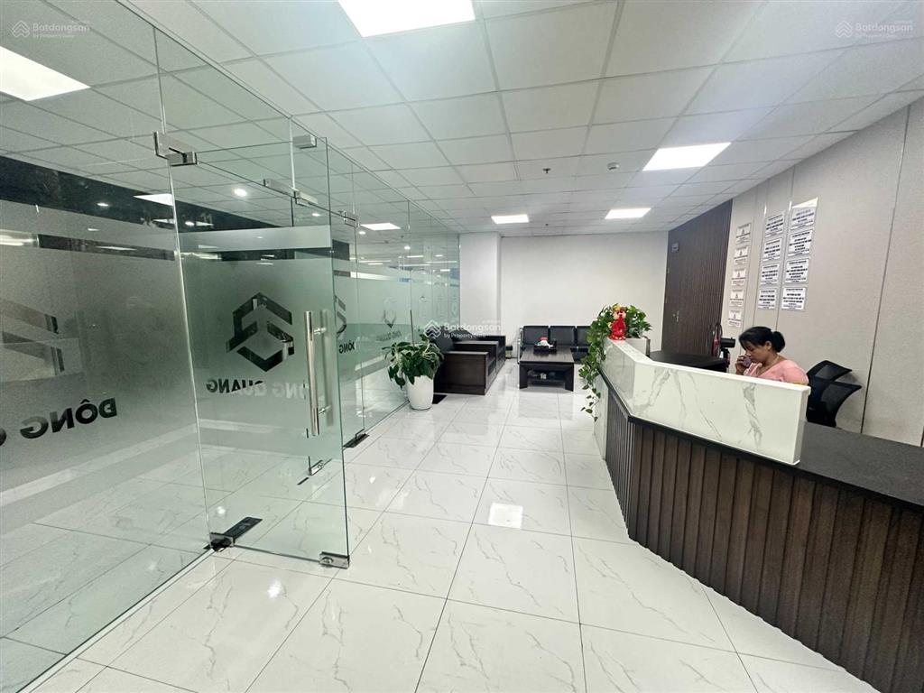 Chủ đầu tư cho thuê vp tòa sông hồng 165 thái hà. dt 200m2 có thể linh hoạt theo nhu cầu