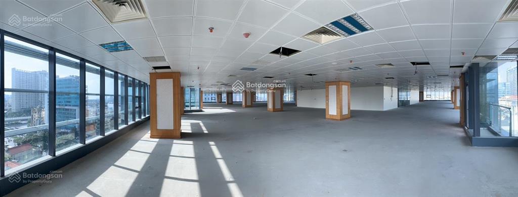 Cho thuê vp giá cực sốc tại tòa 789 building  147 hoàng quốc việt. dt 2000m2 có cắt nhỏ linh hoạt