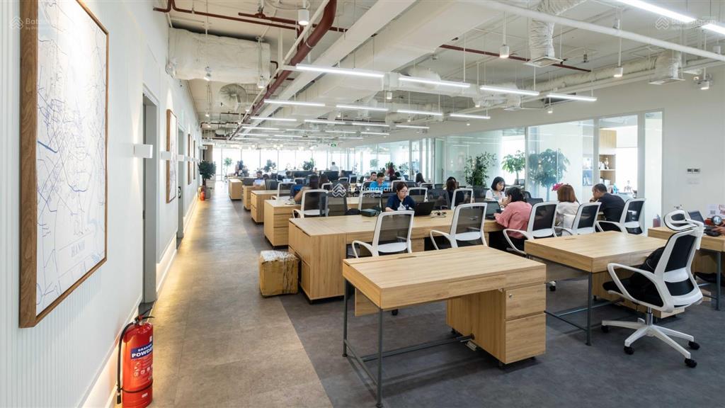 Bql cho thuê vp giá tốt nhất toà lotte center liễu giai, ba đình. diện tích 1700m² có thể chia nhỏ