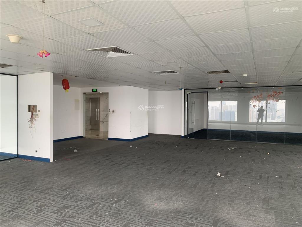 Cho thuê vp giá tốt nhất tại tòa nhà ladeco 266 đội cấn. dt 400m2 có thể chia nhỏ theo nhu cầu