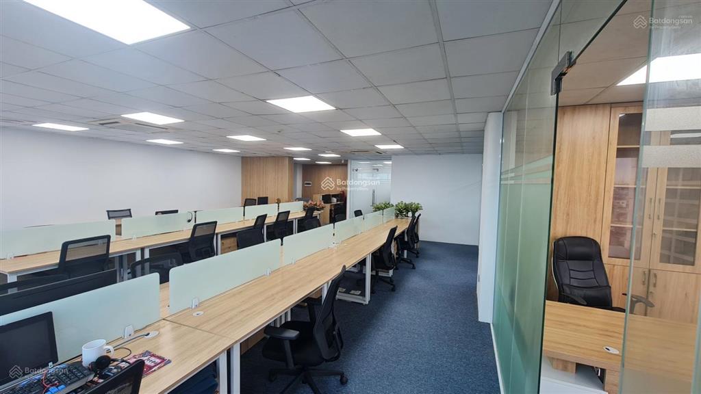 Bql cho thuê vp tại century tower  times city. dt linh hoạt 100m², 200m², 300m², 500m², 1000m²