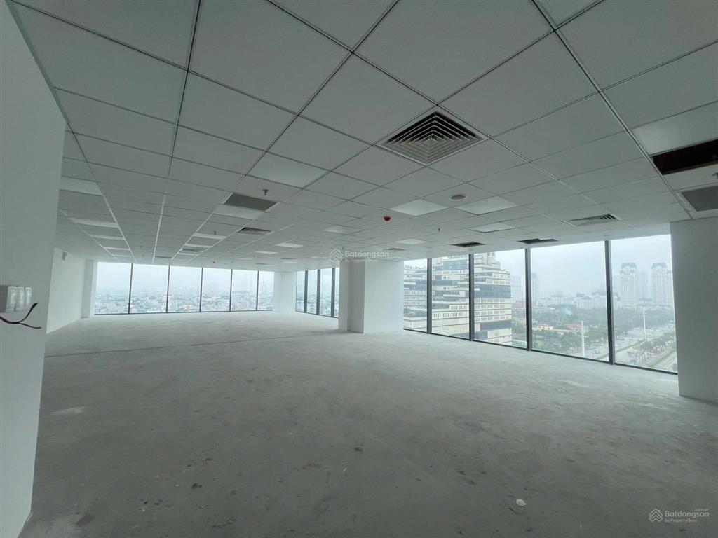 Chính chủ cho thuê vp giá tốt nhất tại pearl tower mỹ đình, dt 900m2 có thể chia nhỏ theo nhu cầu