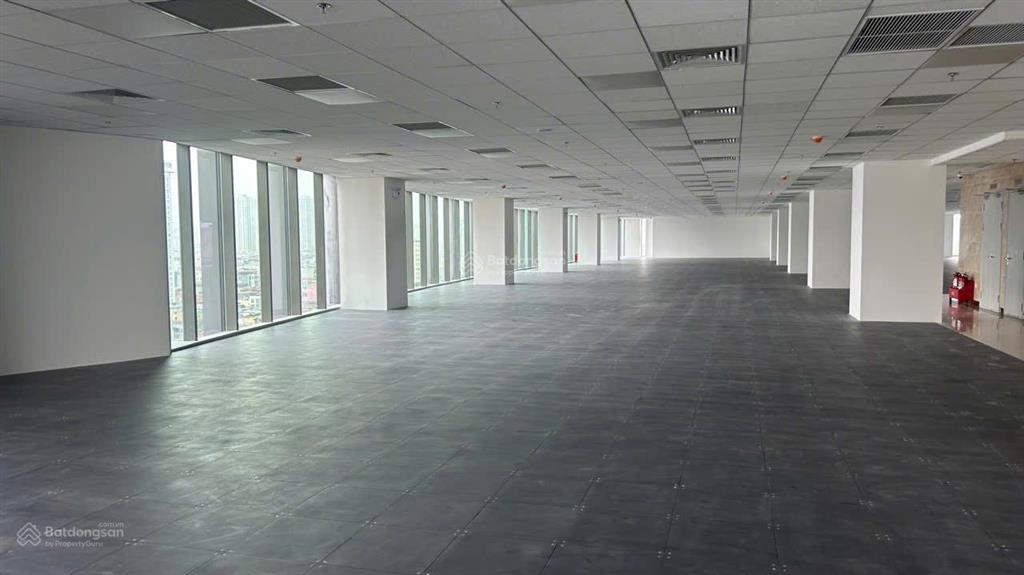 Cho thuê vp tại toà diamond park plaza 16 láng hạ, dt 200m2. giá thuê 300k/m2/th