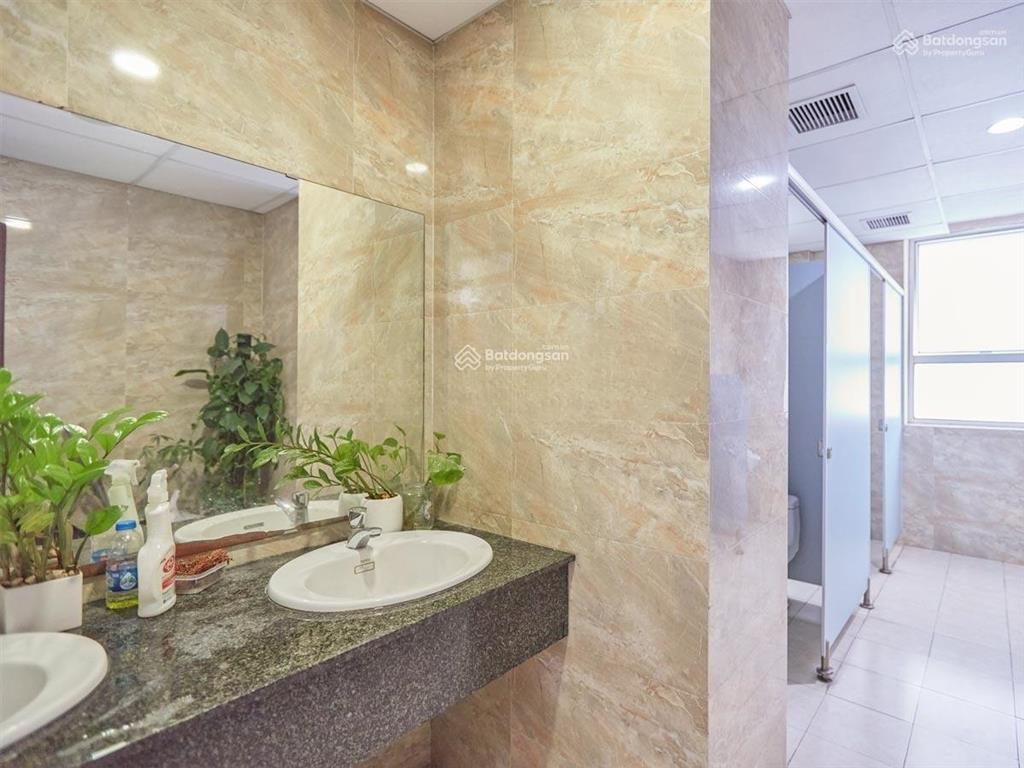 Cho thuê vp giá cực tốt tại tòa nhà ctm complex 139 cầu giấy. dt 500m2 có thể chia nhỏ theo nhu cầu