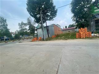 cân tiền bán gấp lô đất ngay góc ngã tư dường mỹ phước tân vạn kết nối vào đường vành đai