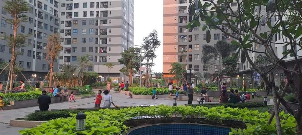 Cần bán shopphouse garden , cư dân ở 100% . dự án 1.900 căn hộ lấp đầy hết .