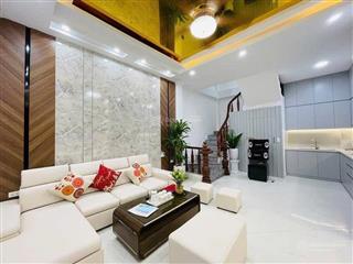 Lô góc quan nhân 36m2 + 5 tầng, ba gác đỗ cửa, ngõ nông rộng, 50m ra phố, giá 7,3 tỷ.
