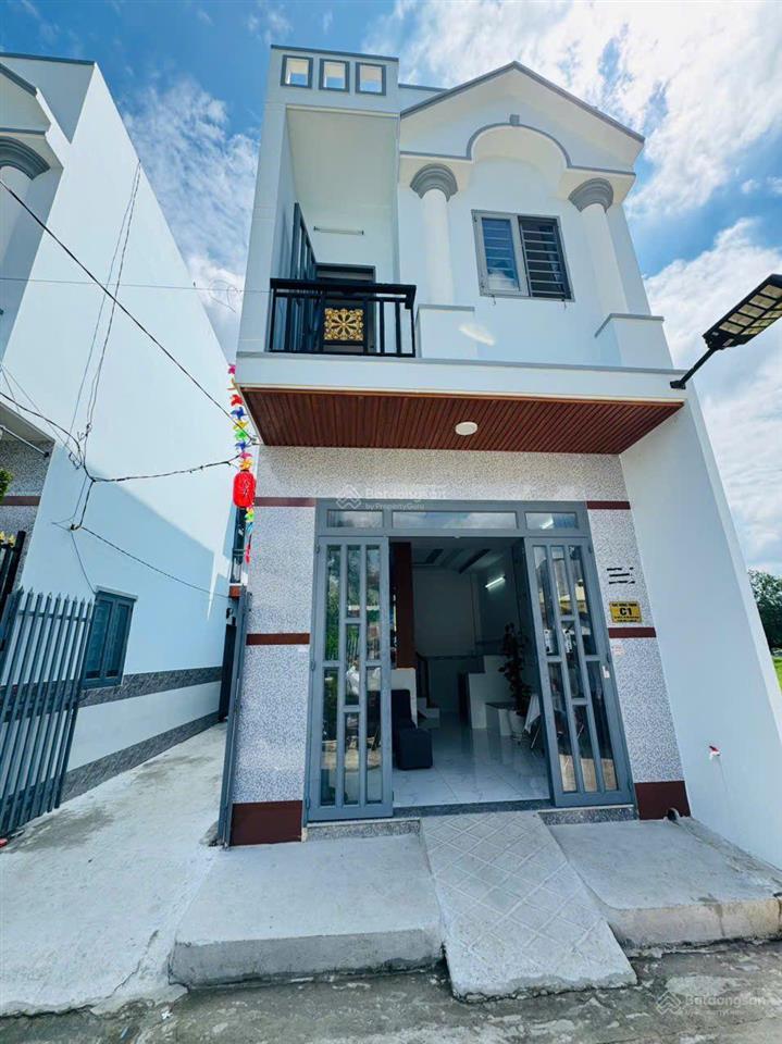 Nhà mới xây chỉ 825 triệu không phát sinh chi phí. 0767 310 ***
