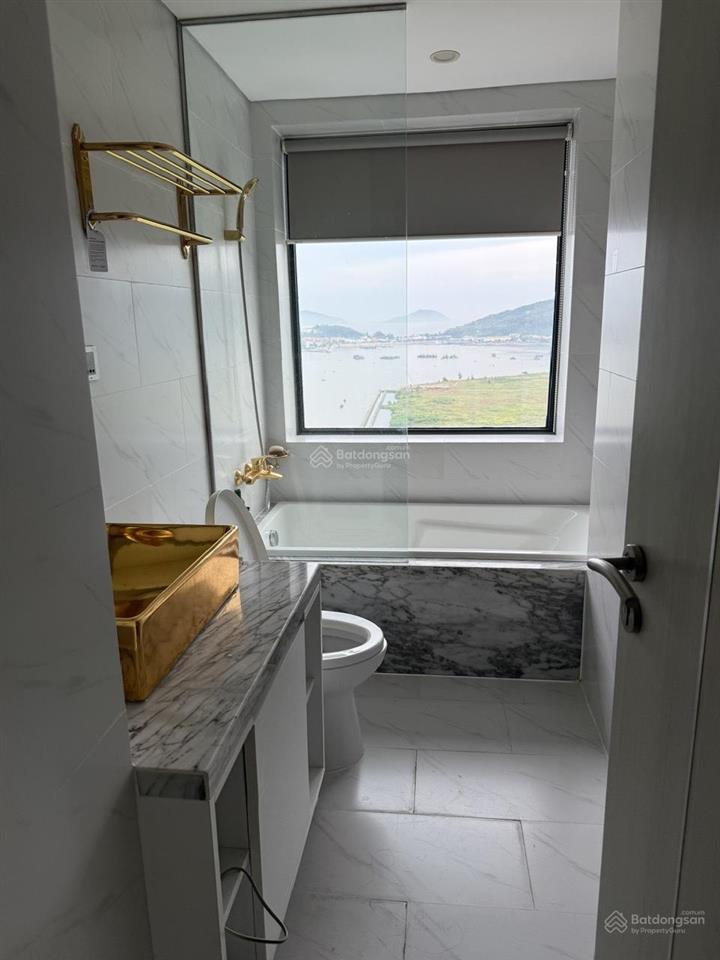 Căn góc 2pn view vịnh đà nẵng, giá siêu tốt chỉ 3x tỷ cho thuê dòng tiền 18tr/ tháng