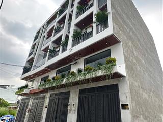 Nhà thang máy 4 tầng hiện đại ngang 4x20 ở thạnh lộc giá siêu đãi đầy đủ nội thất dọn vô ở ngay