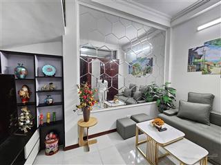 6.95 tỷ khó kiếm được nhà thứ 2 long lanh phố cổ hoàn kiếm  full nội thất xịn  dt 22m2x5 tầng