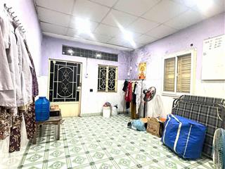 Nhà 2 tầng  sát bên siêu thị metro  vài bước chân qua gò vấp  ngang lợi thế 4.5m giả 2,95 tỷ