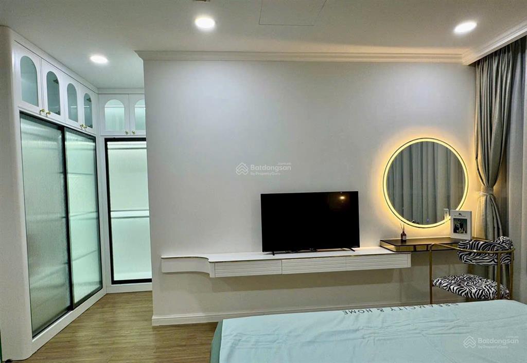 Chuyên cho thuê vinhomes 1234pn căn vip, độc quyền, view sông, giá tốt nhất giỏ hàng t1/2026