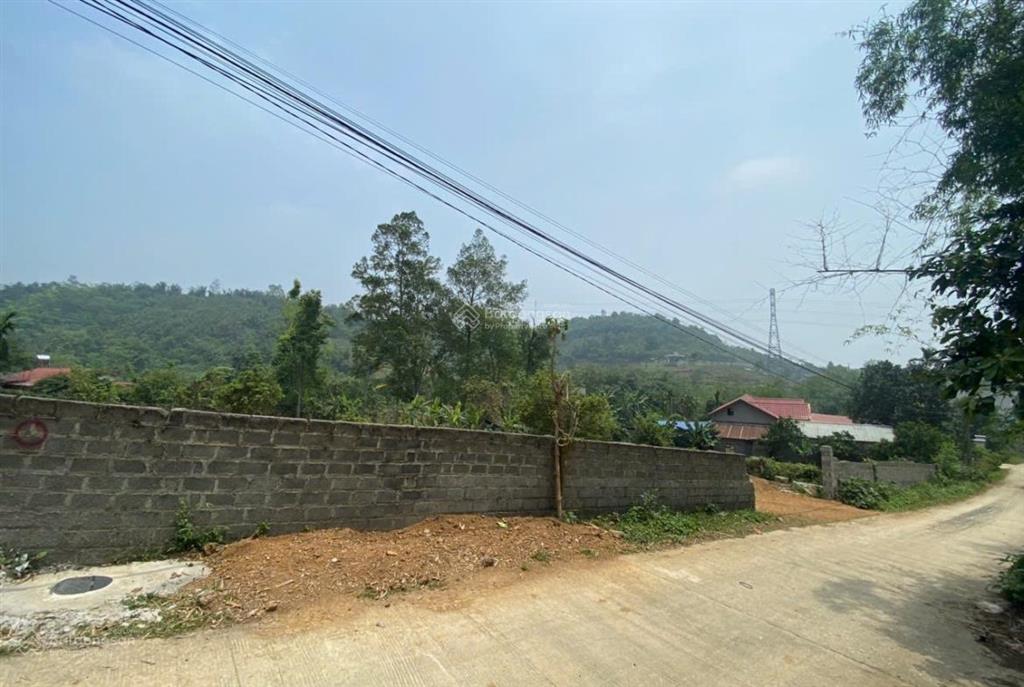 Lô đất nghỉ dưỡng 1.140m2 có sẵn 122m2 thổ cư mặt tiền 25m, giá chỉ 4.7 triệu/m2