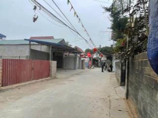 Bán 100m đất kinh doanh thụy hương  phường chương mỹ  hà nội
 đường rộng gần 5m, mặt tiền gần 5,