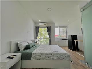 Phòng cho thuê phòng 55m2 ban công thoáng | bạch đằng, p2 gần sân bay , công viên gia định , vaa