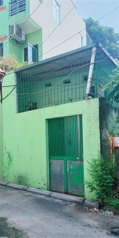 Chủ cần tiền bán gấp 50m2 đất kèm tặng nhà cấp 4....ở thôn nhuế kim chung đông anh hà nội