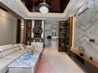 Phân lô lê trọng tấn  ngõ ô tô đỗ cửa  5m ra phố  nhà 5 tầng  35 m2  giá chỉ 13 tỷ .