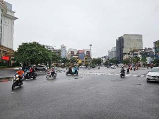 Bán nhà mặt phố thụy khuê 95 m² 2 tầng  mặt tiền 8m  giá 70 tỷ  lô 3 góc thoáng view hồ tây