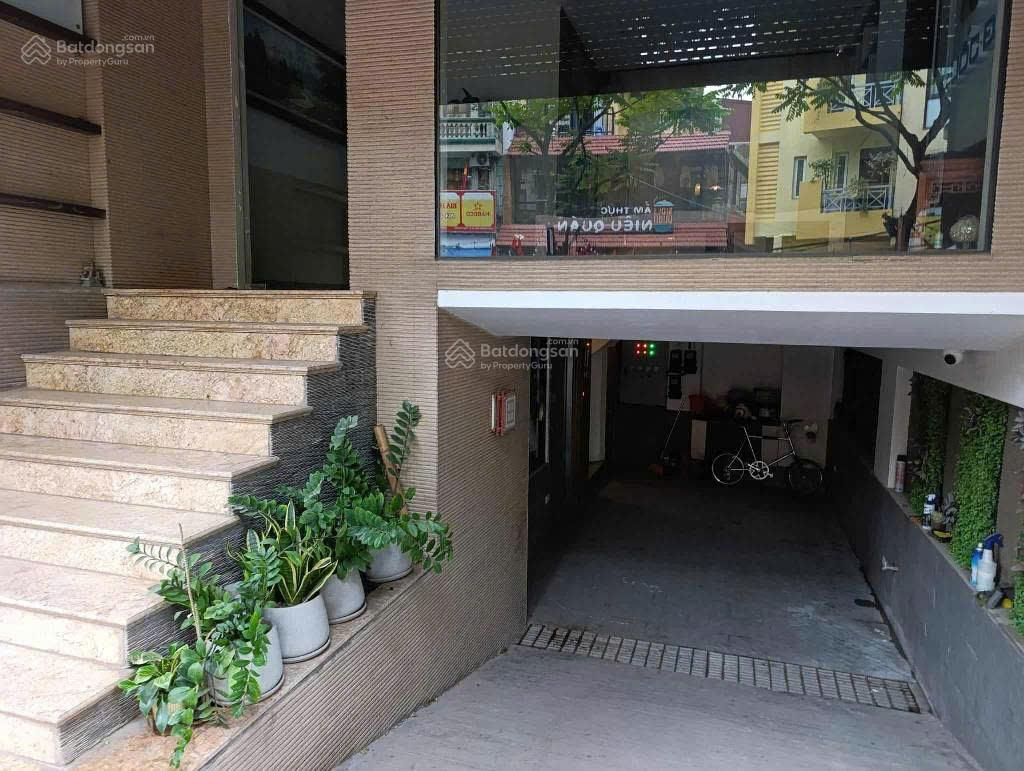 Bán tòa nhà mặt phố hoàng quốc việt  200m²  6 tầng thang máy  mặt tiền 165 tỷ  nghĩa đô, cầu giấy