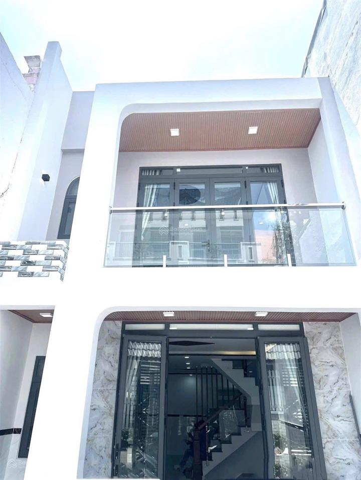 Nhà mới xây 1 trệt 1 lầu  có phòng ngủ tầng trệt  kế chợ tăng nhơn phú b và khu công nghệ cao