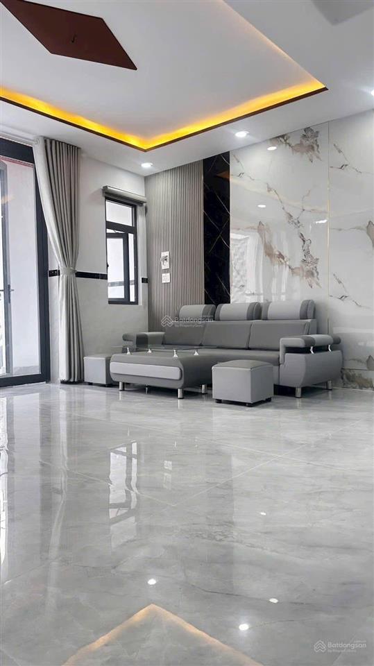Nhà mới xây 1 trệt 1 lầu  có phòng ngủ tầng trệt  kế chợ tăng nhơn phú b và khu công nghệ cao