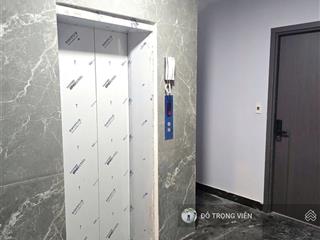 Ngang 6.1 mét  bán tòa nhà 6 tầng  mặt tiền đường 160  có thang máy  trang bị pccc đạt chẩn